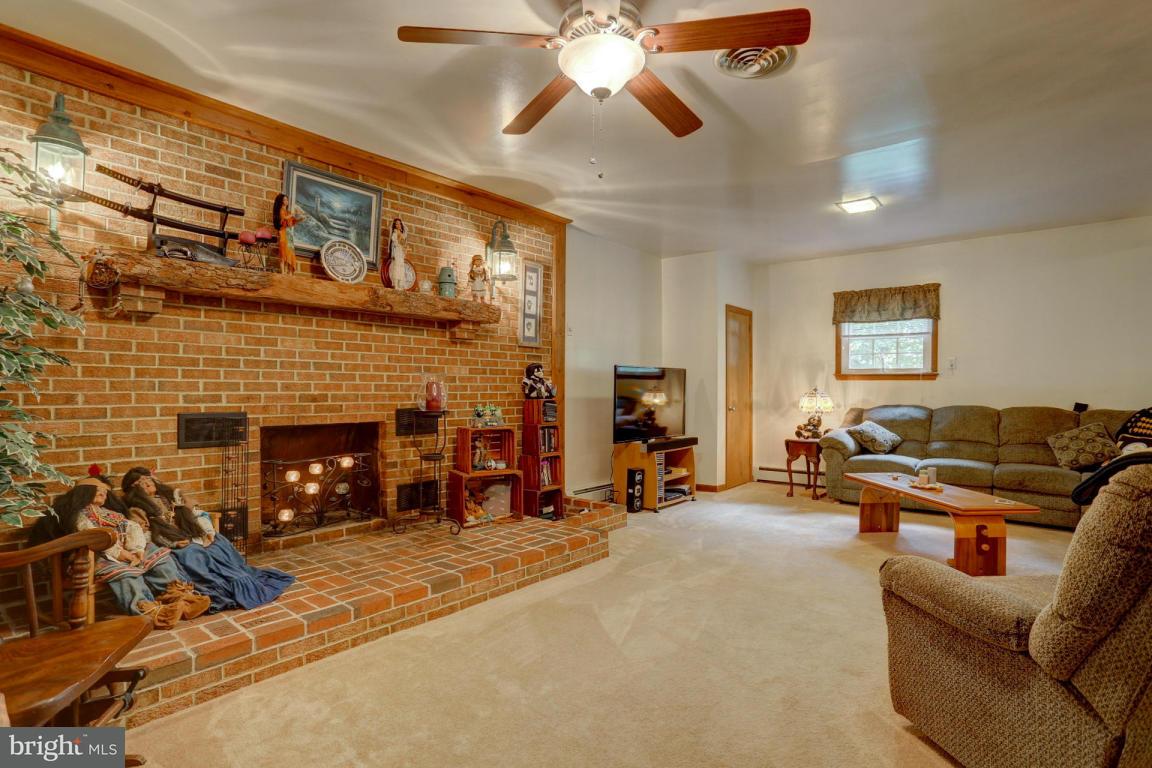 5982 Bossler Road Elizabethtown, PA 17022 - Photo 14 of 18 Gallery Image 14