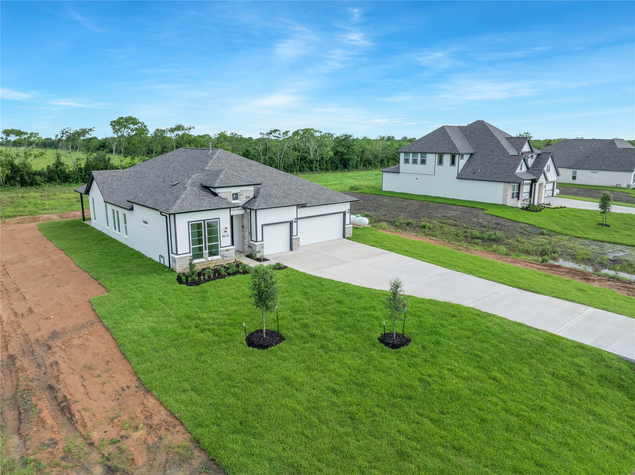 4610 Magnolia Bend Drive Rosharon, TX 77583 - Photo 43 of 48 an aerial view of house with yard