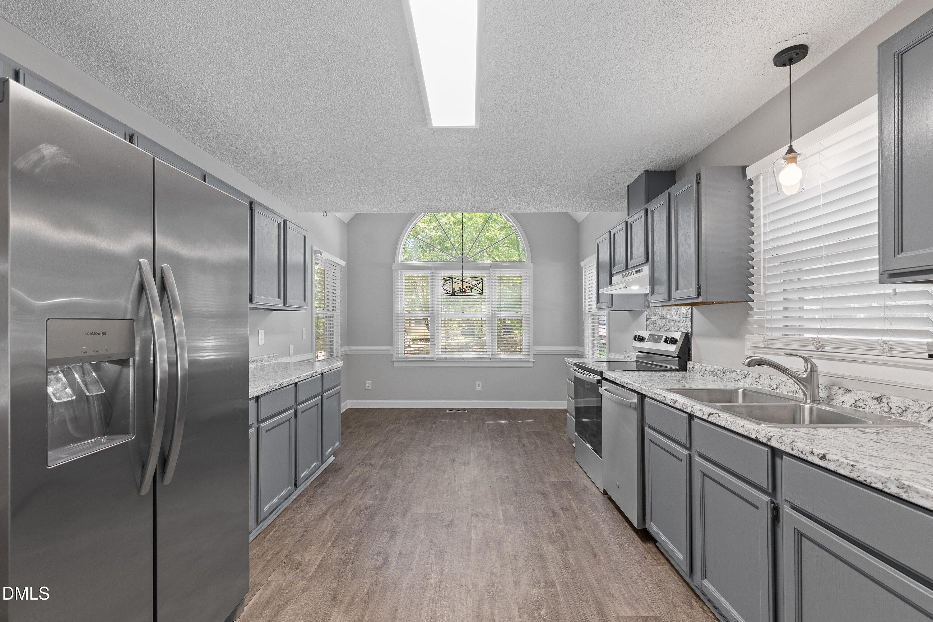 8901 Campfire Trail Raleigh, NC 27615 - Photo 12 of 70