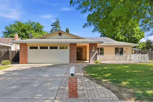 $520,000 | 519 Cunningham Way, Woodland, CA 95695