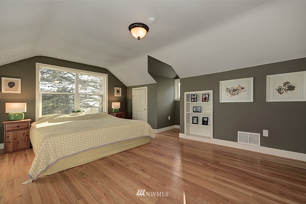 8416 Fauntleroy Way Southwest Seattle, WA 98136 - Photo 9 of 15