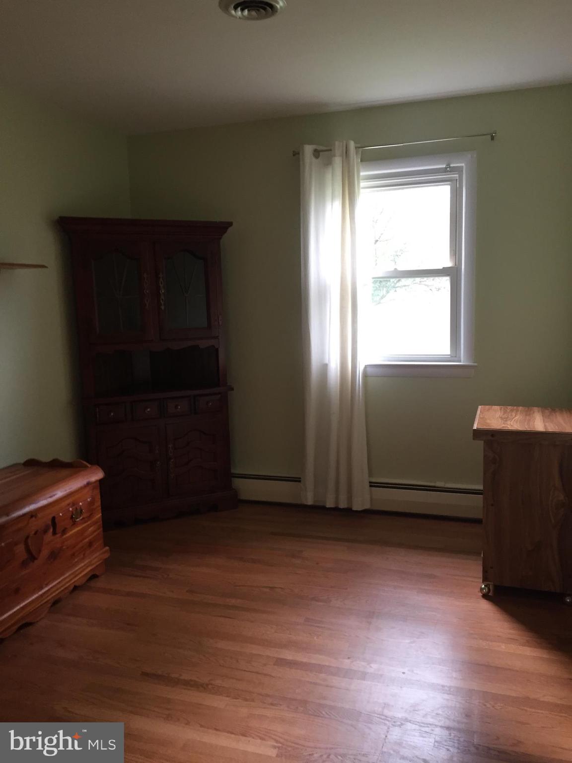 3694 Ridgeview Road Ijamsville, MD 21754 - Photo 15 of 24 2nd Bedroom