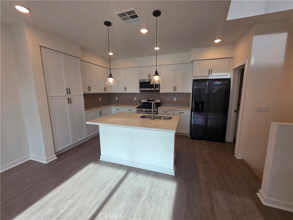 11055 Wander Drive Rancho Cucamonga, CA 91730 - Photo 2 of 17