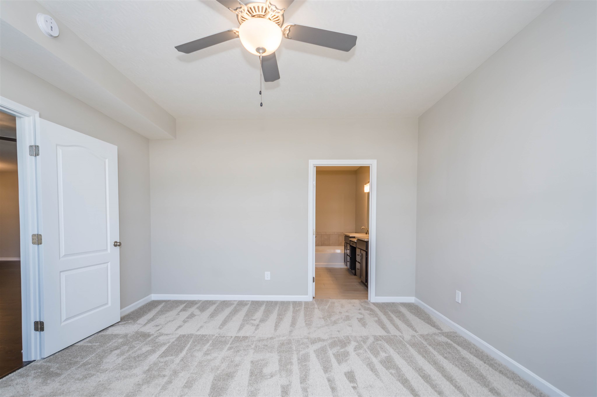 2190 Piazza Ridge, Unit 7202 Covington, KY 41017 - Photo 10 of 37 Gallery Image 10