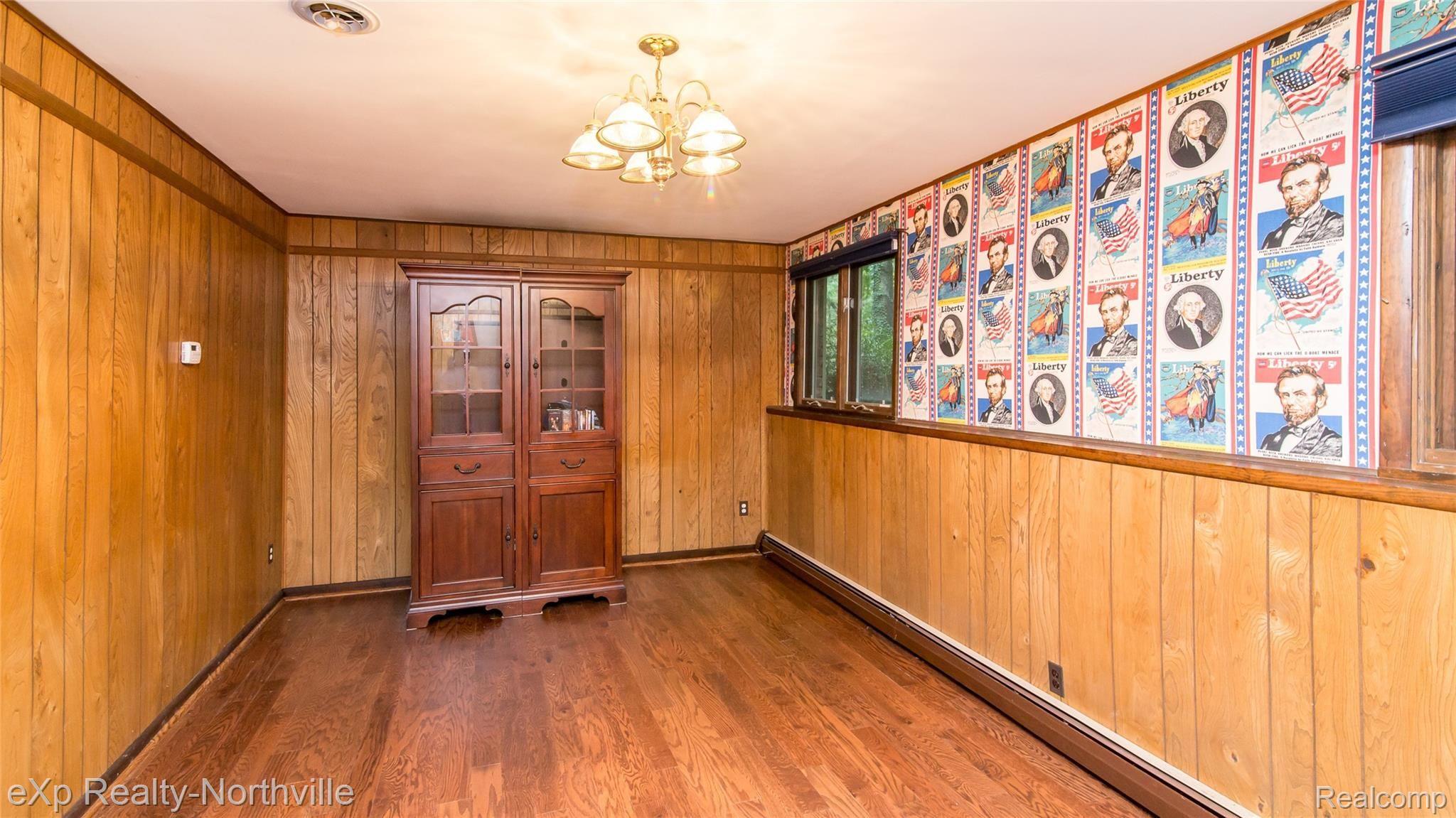 22265 Currie Road Northville, MI 48167 - Photo 61 of 86 060_33.jpg