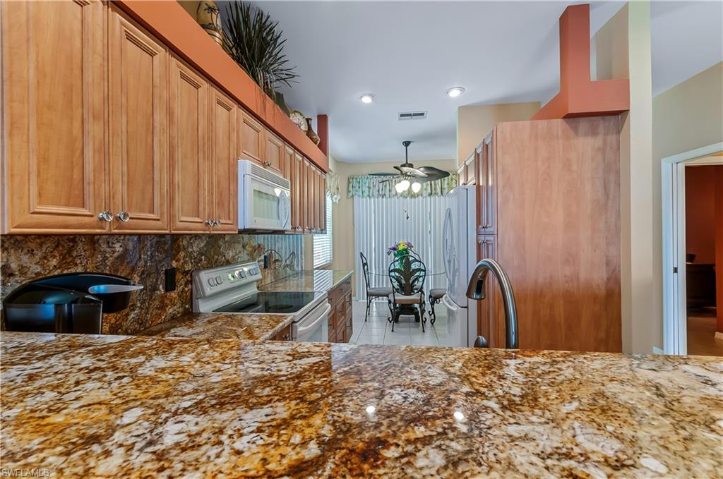 21620 Portrush Run Estero, FL 33928 - Photo 12 of 34