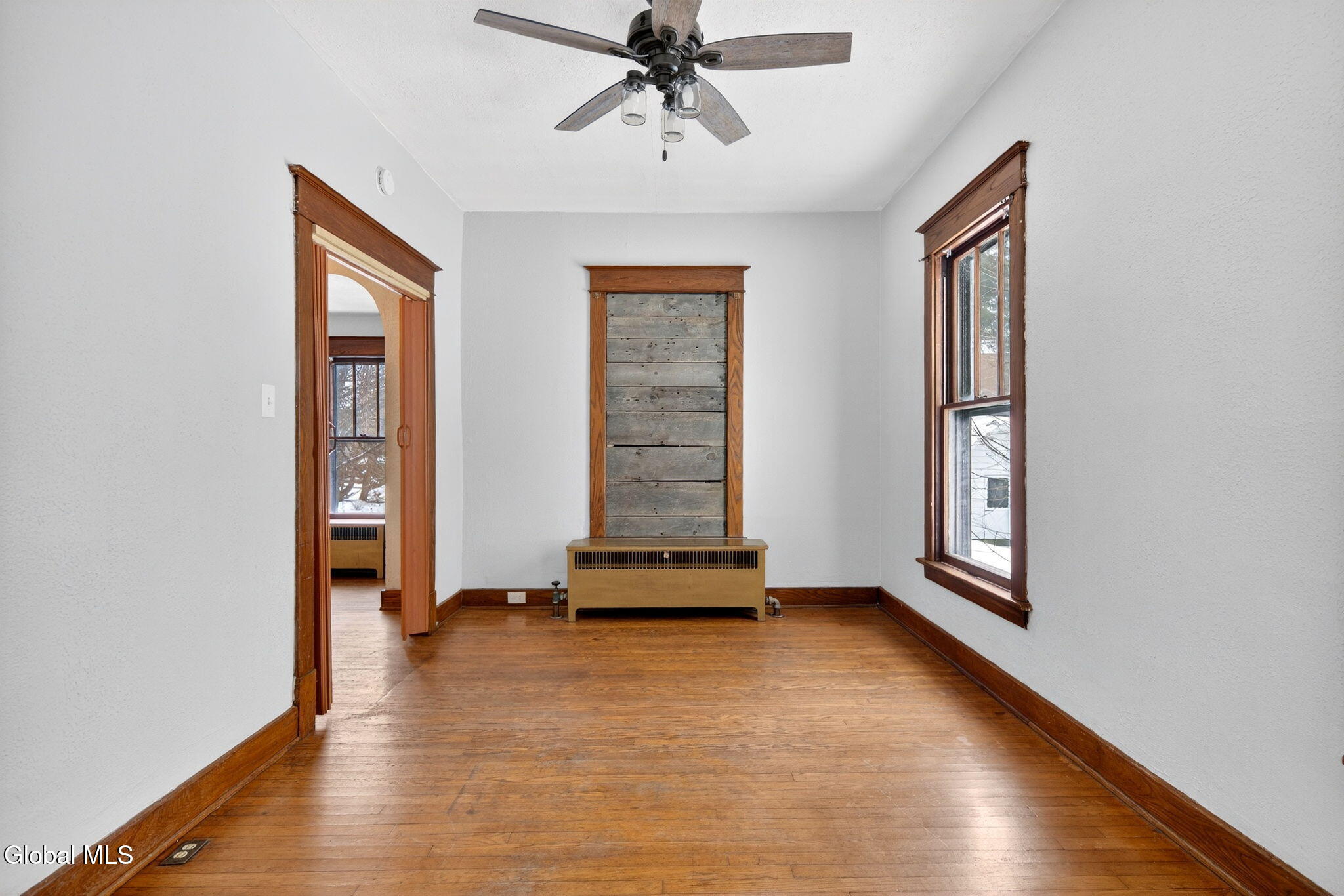 8 Caldwell Street Albany, NY 12208 - Photo 11 of 29 13-web-or-mls-008_DSC01422