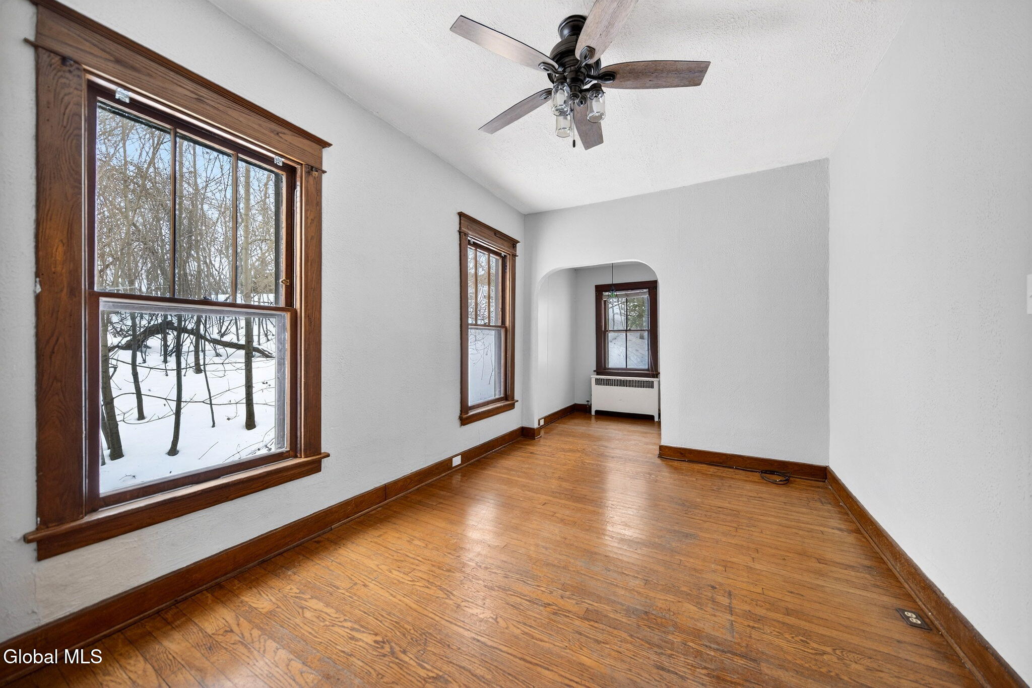 8 Caldwell Street Albany, NY 12208 - Photo 8 of 29 9-web-or-mls-006_DSC01568