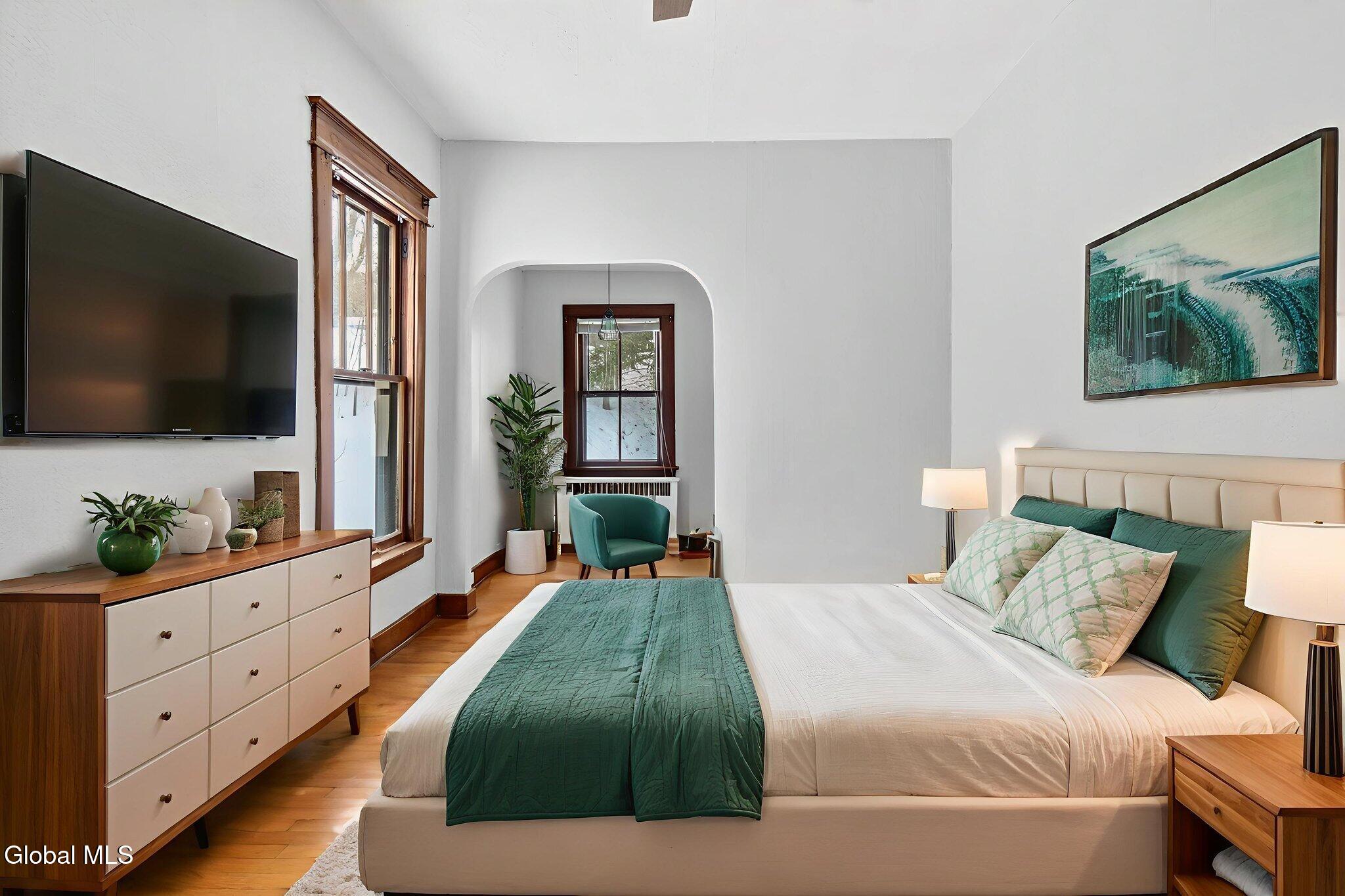 8 Caldwell Street Albany, NY 12208 - Photo 9 of 29 12-web-or-mls-007_DSC01416 virtually sta