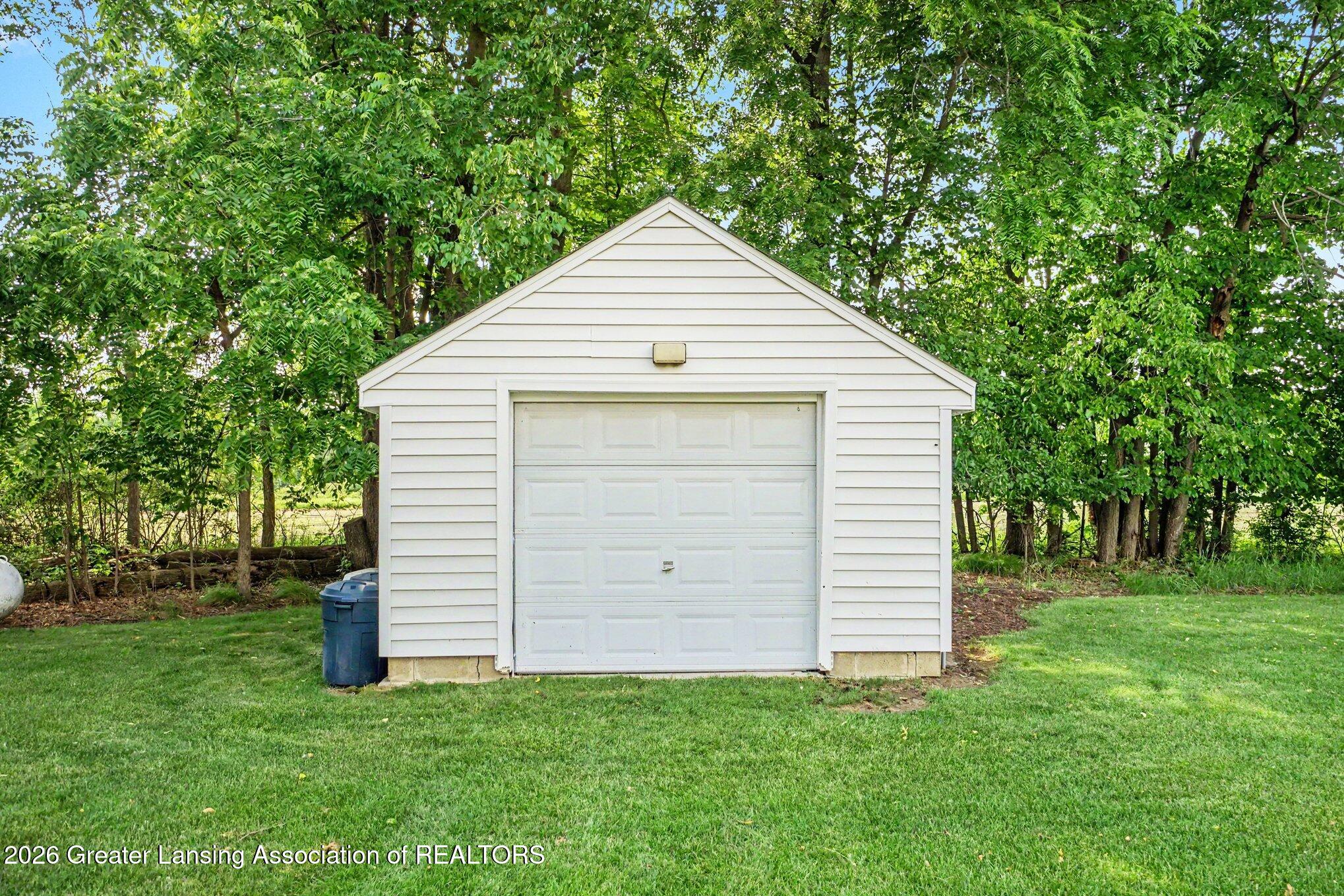 4125 Harper Road Mason, MI 48854 - Photo 32 of 51 032_file_5247