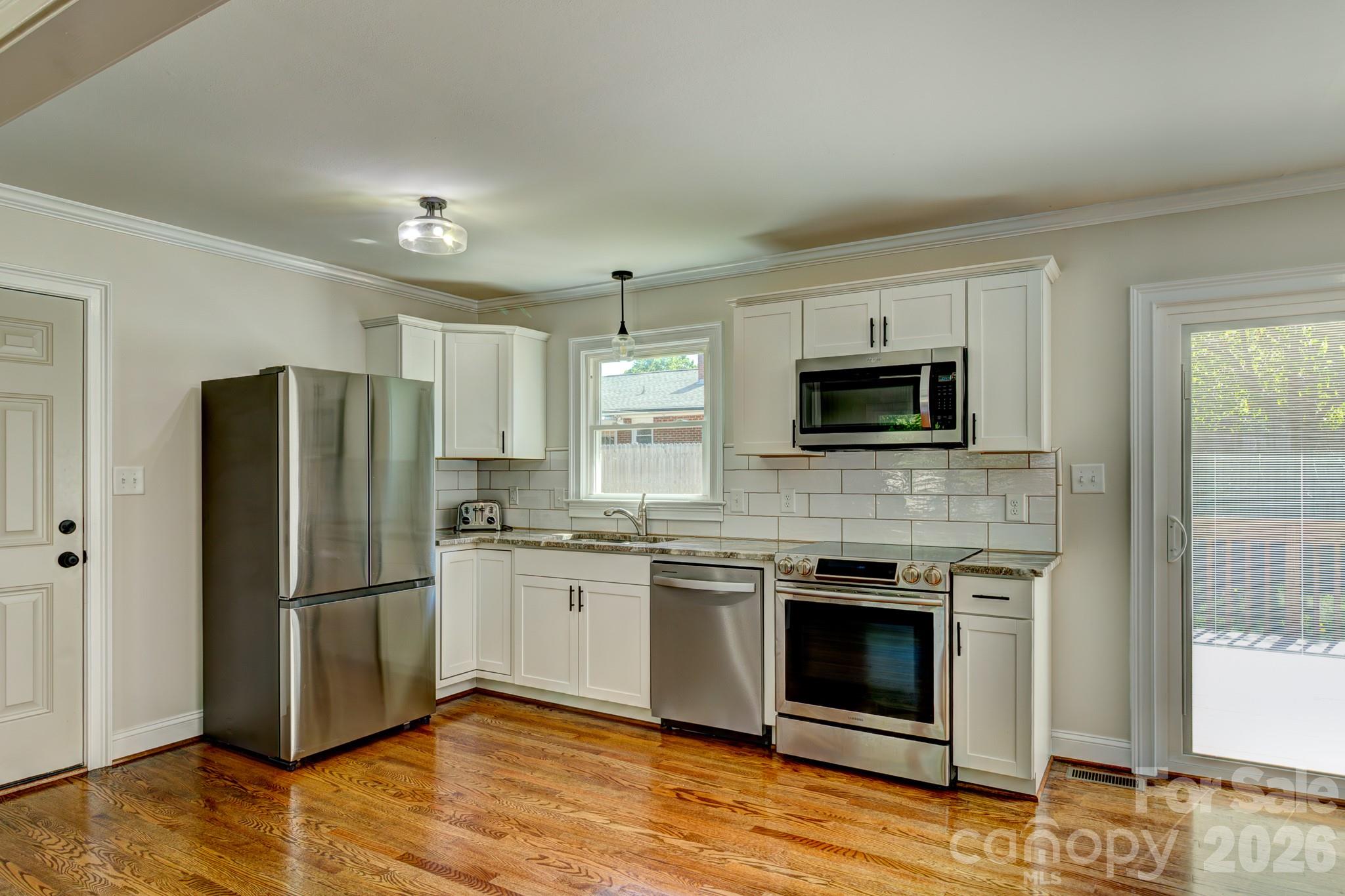 303 Mark Street Cherryville, NC 28021 - Photo 4 of 18
