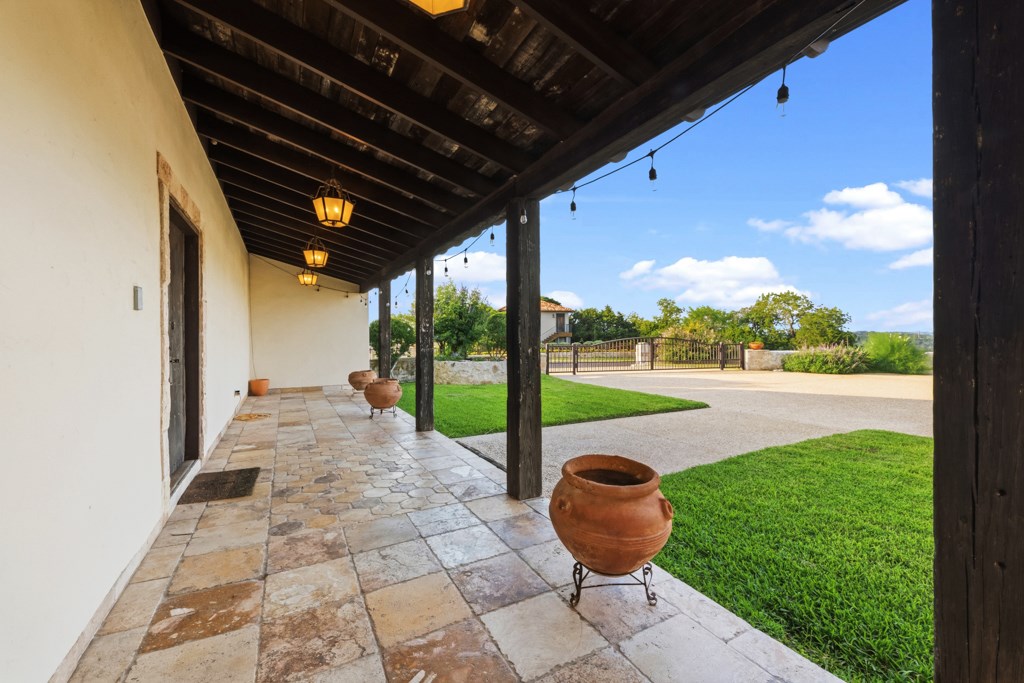 277 North Majestic Ridge North Comfort, TX 78013 - Photo 40 of 45