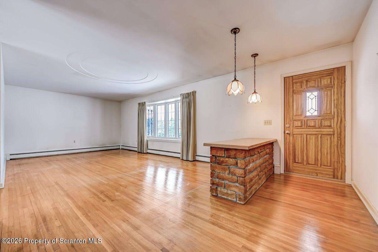 148 Green Grove Road Scott Township, PA 18447 - Photo 11 of 67 Living Room