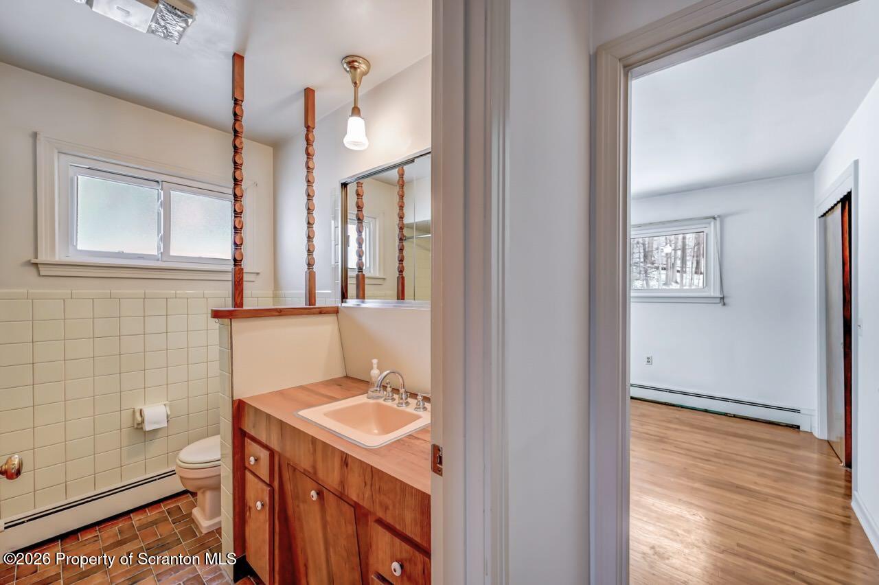 148 Green Grove Road Scott Township, PA 18447 - Photo 31 of 67 Full Bathroom