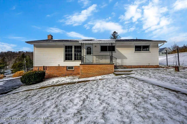 $304,900 | 148 Green Grove Road, Scott Township, PA 18447