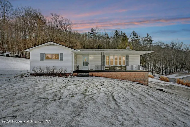 $304,900 | 148 Green Grove Road, Scott Township, PA 18447