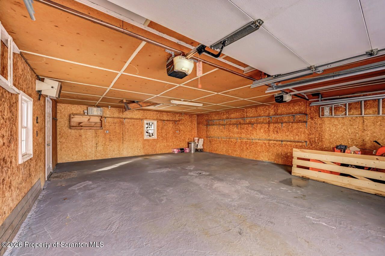 148 Green Grove Road Scott Township, PA 18447 - Photo 7 of 67 Interior Garage