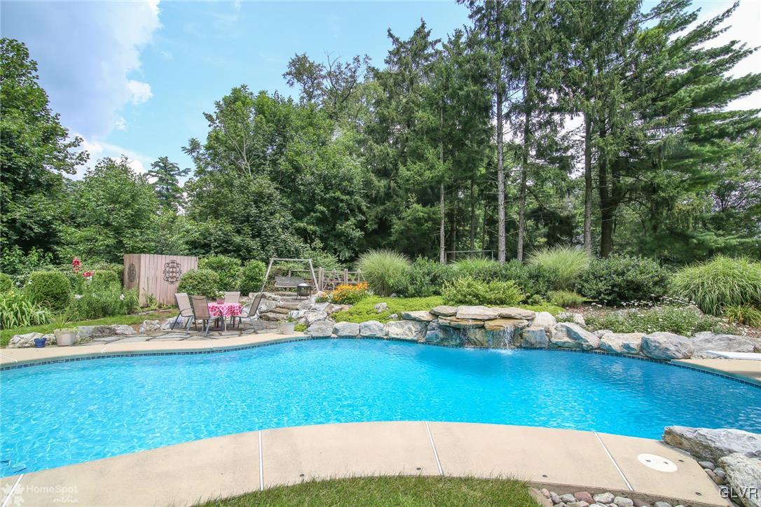 2901 Strohl Road Allentown, PA 18104 - Photo 35 of 39 Gallery Image 35