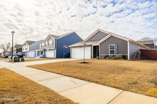 $299,900 | 1106 Skyridge Drive, Athens, TN 37303