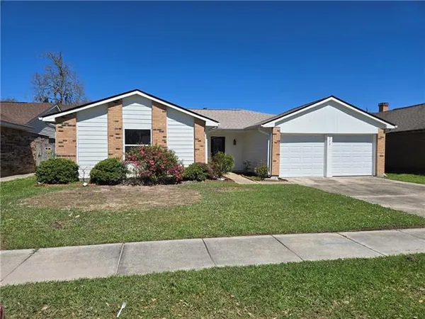 $1,750 | 222 Queen Anne Drive, Slidell, LA 70460