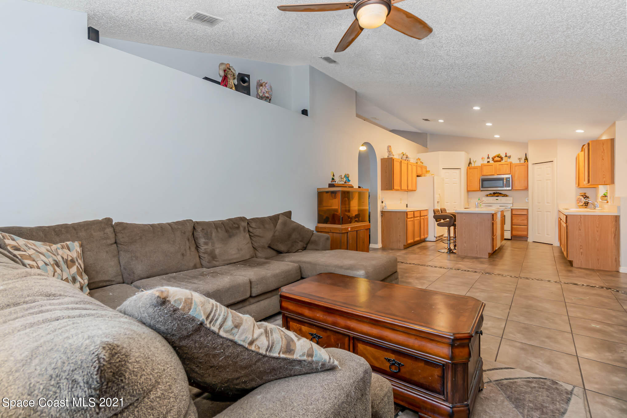 440 Danis Road Southwest Palm Bay, FL 32908 - Photo 8 of 41 2nd Family Room 3