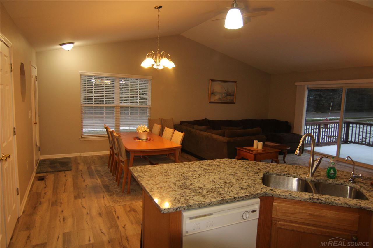 449 Newcastle Lane Romeo, MI 48065 - Photo 8 of 30 50061933-7.JPG