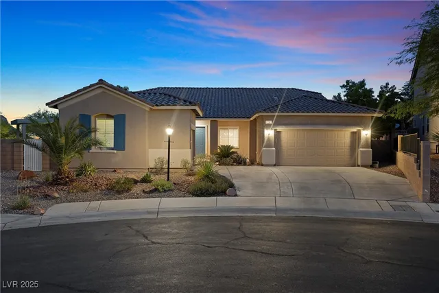 $3,844 | 10381 Pilot Mountain Court, Las Vegas, NV 89129