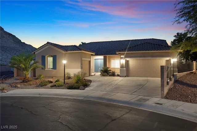 $3,844 | 10381 Pilot Mountain Court, Las Vegas, NV 89129