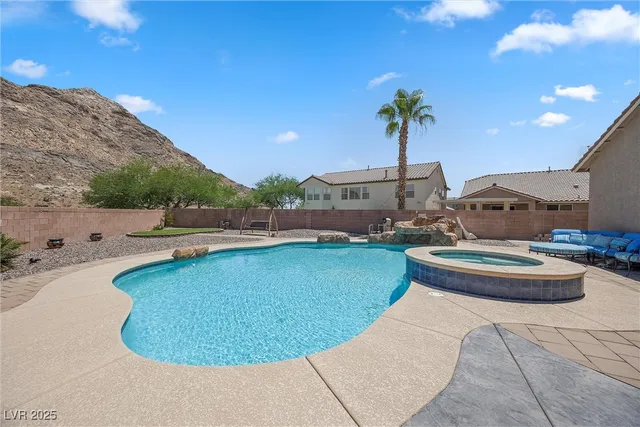 $3,844 | 10381 Pilot Mountain Court, Las Vegas, NV 89129