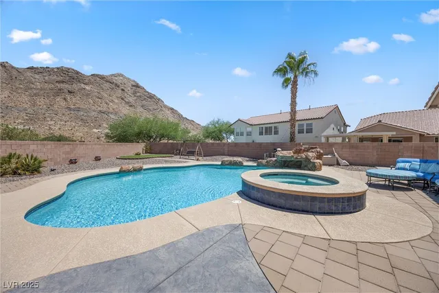 $3,844 | 10381 Pilot Mountain Court, Las Vegas, NV 89129