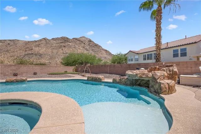 $3,844 | 10381 Pilot Mountain Court, Las Vegas, NV 89129