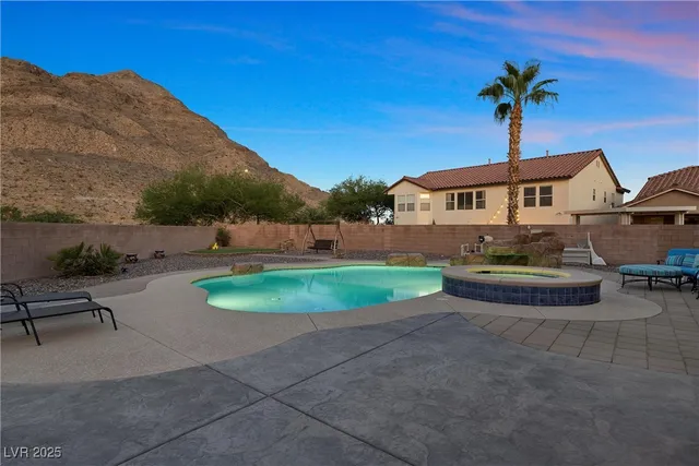 $3,844 | 10381 Pilot Mountain Court, Las Vegas, NV 89129