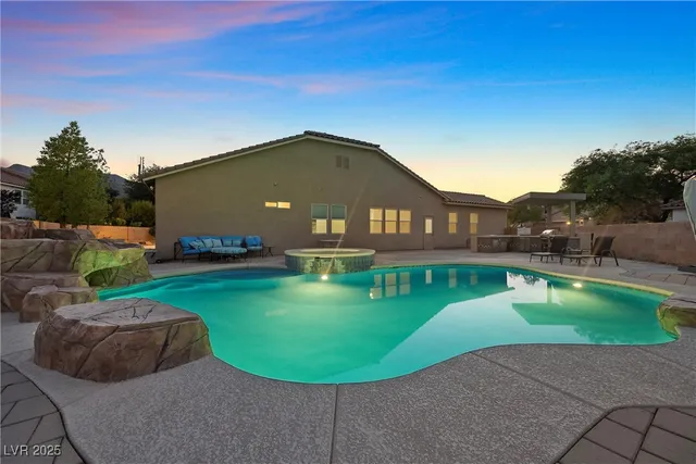 $3,844 | 10381 Pilot Mountain Court, Las Vegas, NV 89129
