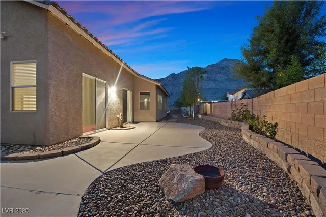 $3,844 | 10381 Pilot Mountain Court, Las Vegas, NV 89129