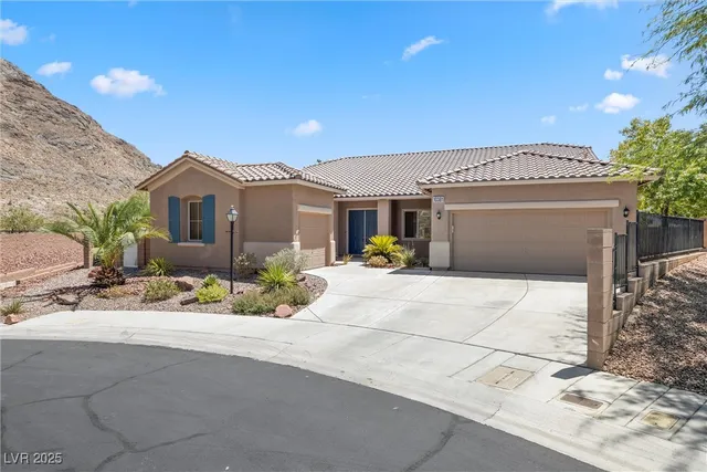 $3,844 | 10381 Pilot Mountain Court, Las Vegas, NV 89129