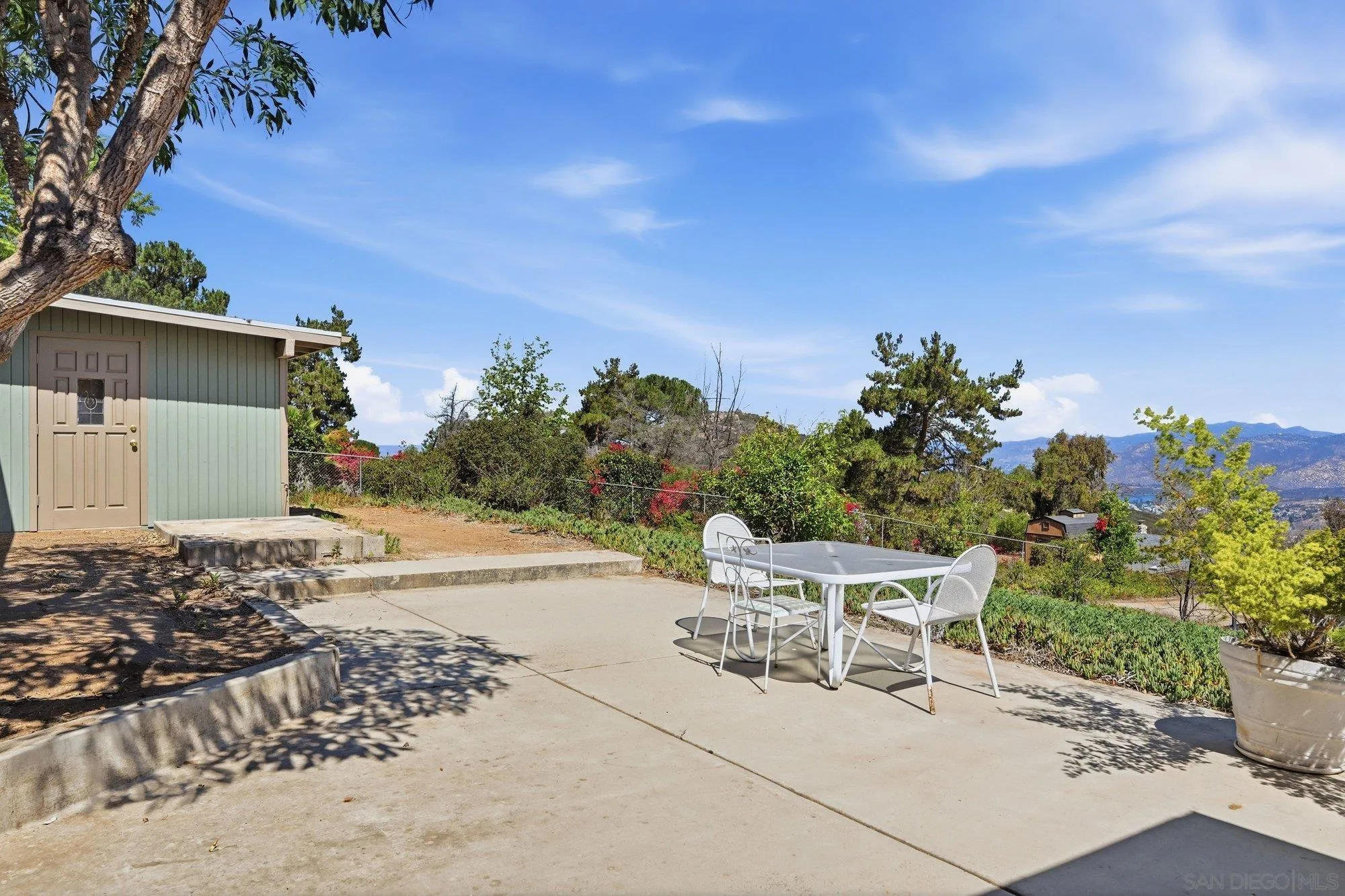 133 La Cresta Heights Road El Cajon, CA 92021 - Photo 18 of 30
