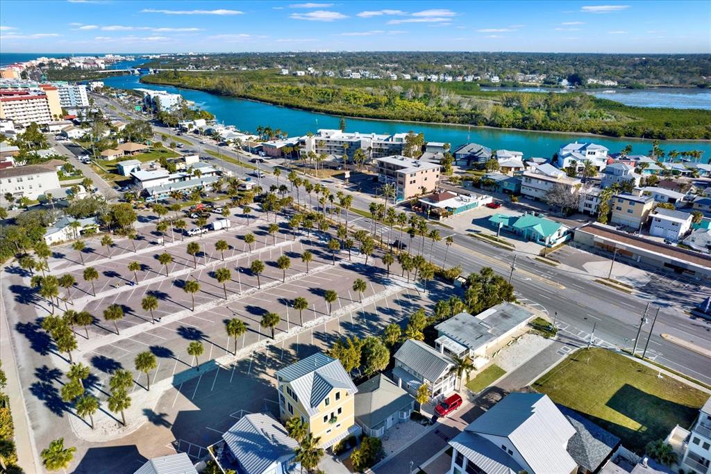 39 181st Avenue West Redington Shores, FL 33708 - Photo 9 of 14