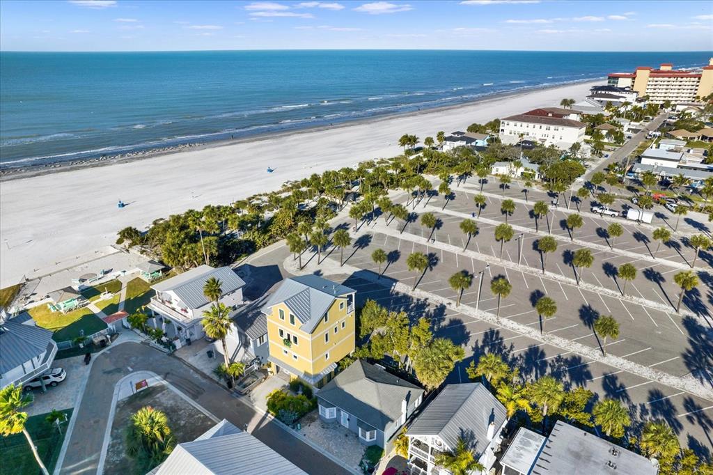 39 181st Avenue West Redington Shores, FL 33708 - Photo 10 of 14
