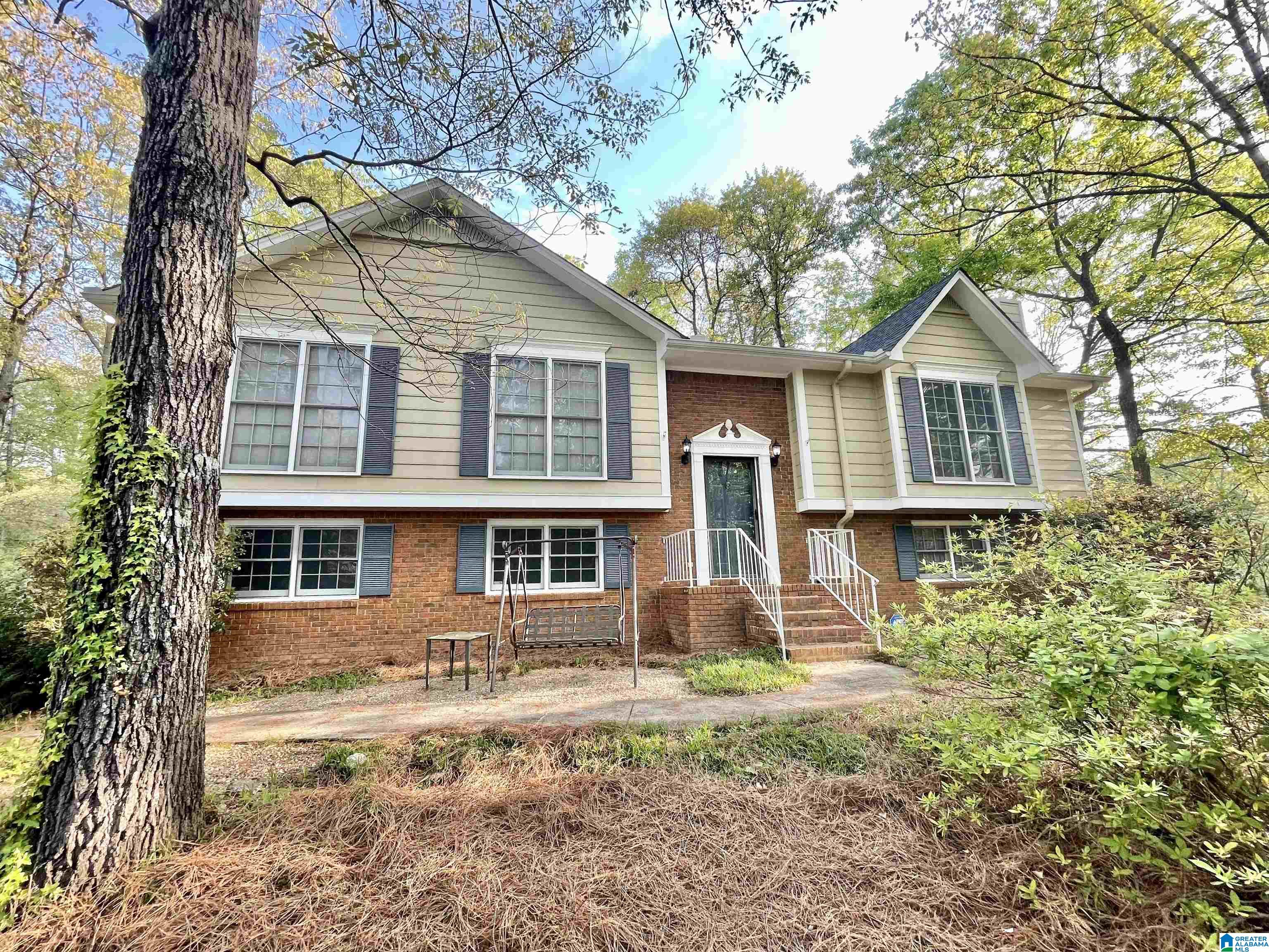 2425 Chandabrook Drive Pelham, AL 35124 - Photo 2 of 28