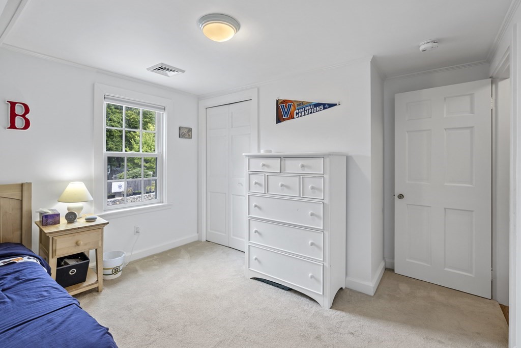 13 Calthrope Road Marblehead, MA 01945 - Photo 21 of 26 Gallery Image 21