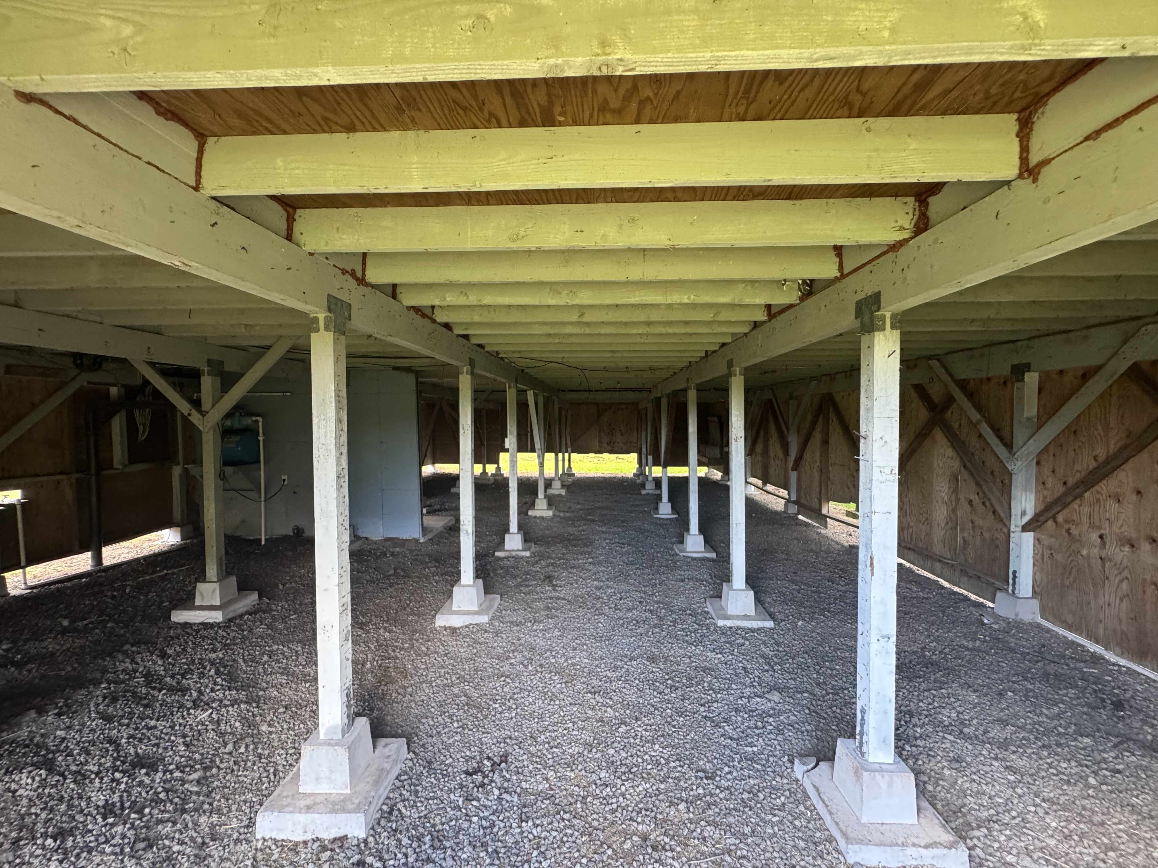 11-3132 Hibiscus Street Mountain View, HI 96771 - Photo 18 of 27 a view of a house with porch