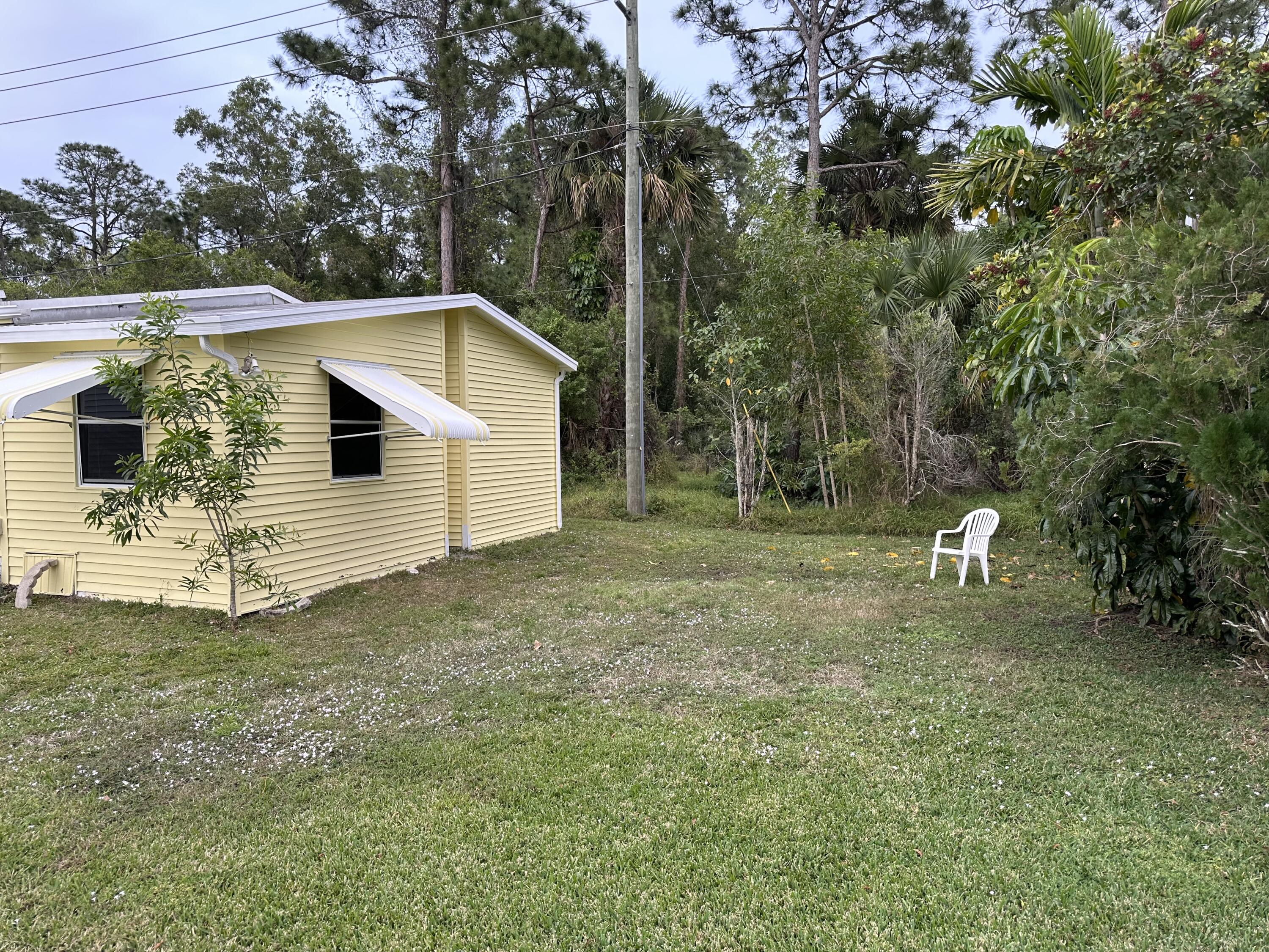 2566 Southwest Pontiac Place Stuart, FL 34997 - Photo 8 of 40 IMG_2146