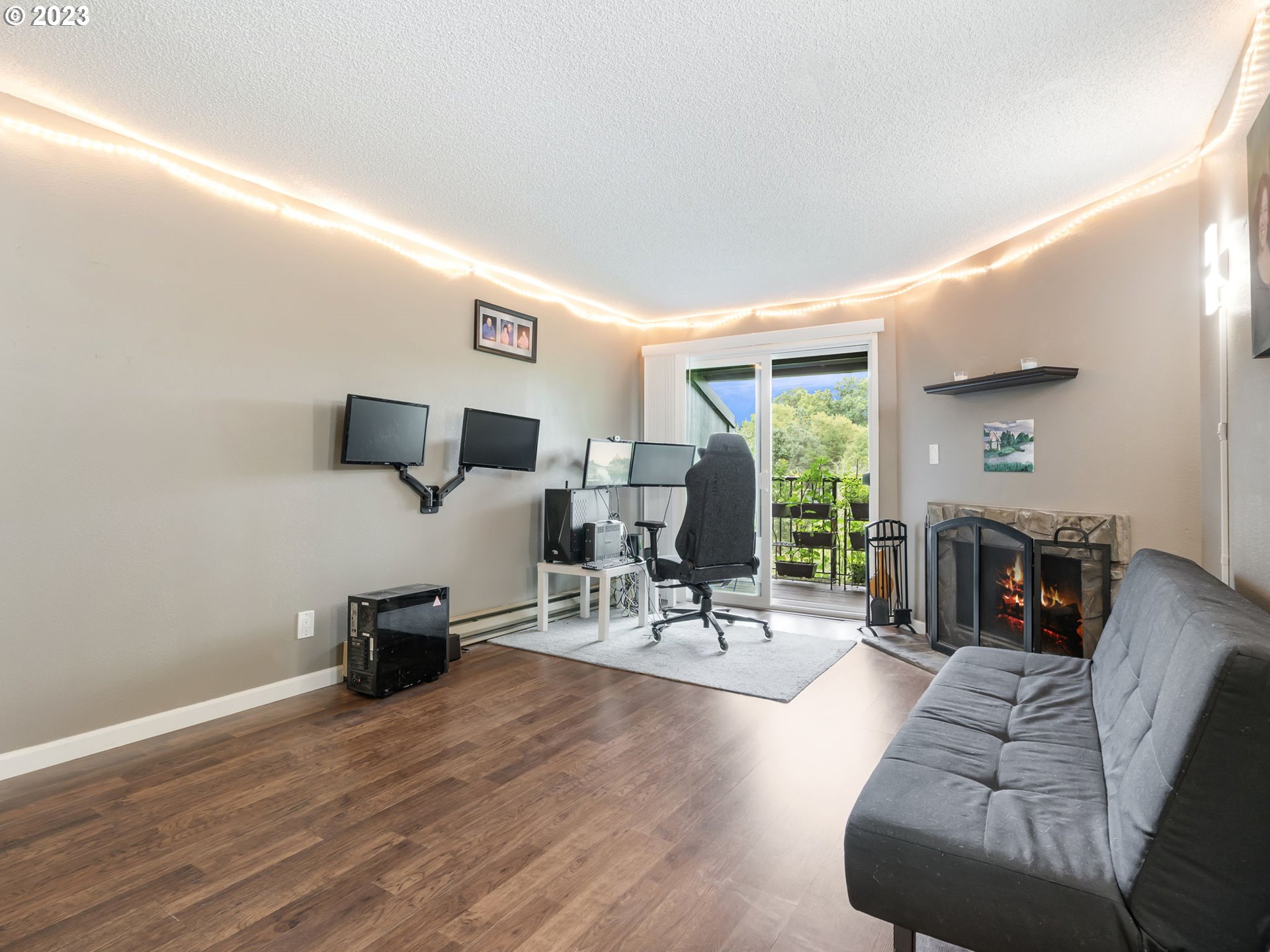 12612 Northwest Barnes Road, Unit 7 Portland, OR 97229 - Photo 9 of 39 Gallery Image 9