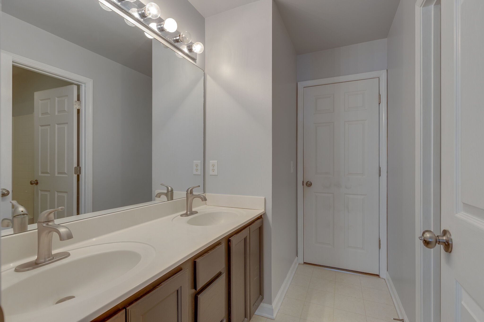 274 Canvasback Court Spring Hill, TN 37174 - Photo 33 of 42 Gallery Image 33