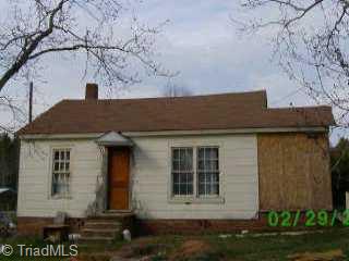 Exterior Front. MAIN VIEW