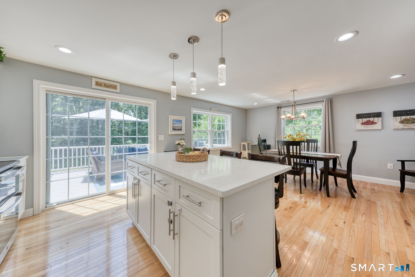 268 Toll Gate Road Glastonbury, CT 06073 - Photo 10 of 40 Gallery Image 10