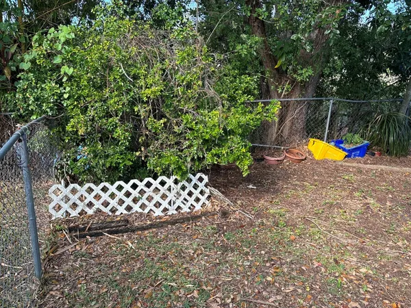 $235,000 | 111 Northeast 8th Avenue, Okeechobee, FL 34972