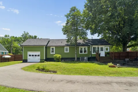 $359,000 | 300 Drake Street, Goodlettsville, TN 37072