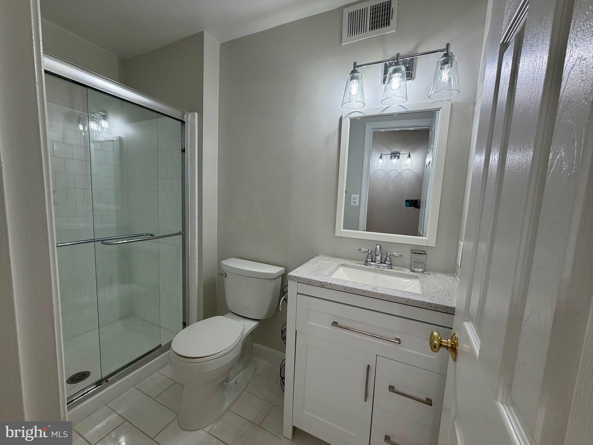 7216 Reservation Drive Springfield, VA 22153 - Photo 23 of 44 Ensuite Bathroom