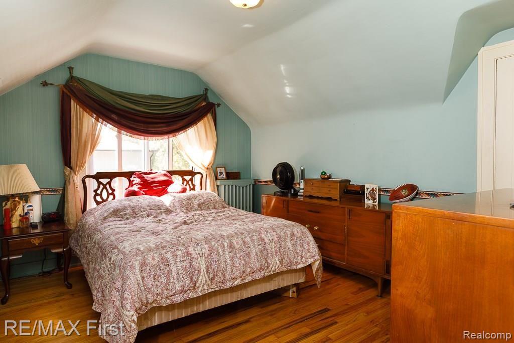 1845 Hawthorne Road Grosse Pointe, MI 48236 - Photo 15 of 26 1845-Hawthorne-Road-016.jpg